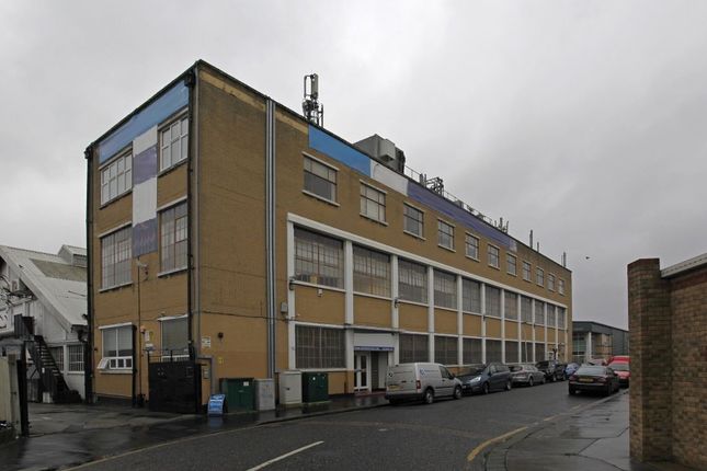 Thumbnail Office to let in Peall Road, Croydon