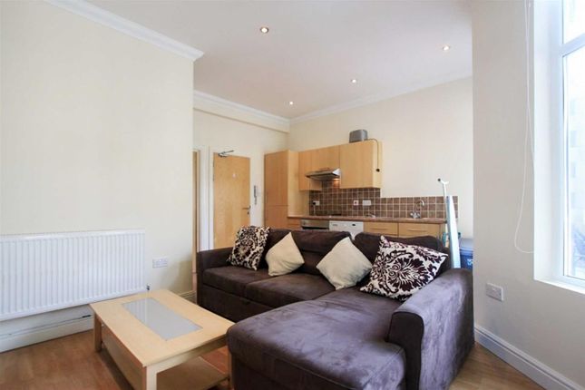 Thumbnail Flat to rent in Connaught Road, Roath, Cardiff