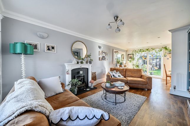 12, Lansdowne Gardens, Reading photo 2