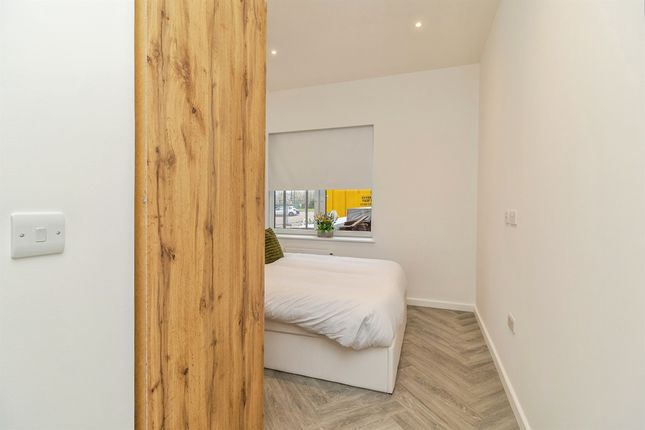 Plot 55, Caldecotte Lake Drive, Milton Keynes photo 4