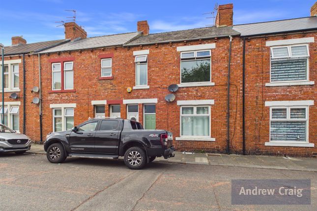 32 Burnham Street, South Shields photo 4