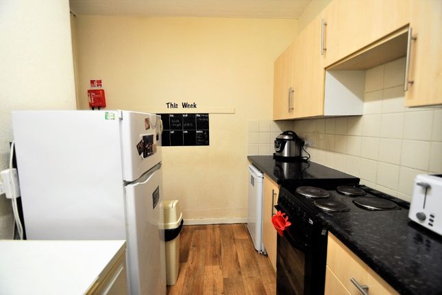 Flat to rent in Thirlestane Road, Marchmont, Edinburgh