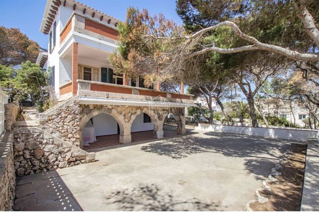 Villa for sale in Punta Prima, Punta Prima, Menorca, Spain