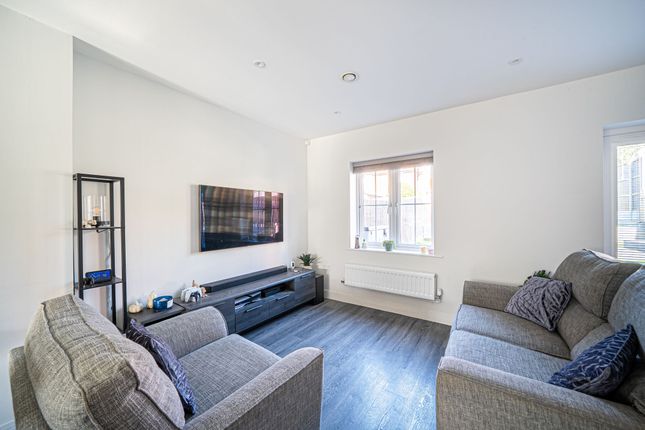 9 St. Marys Hill, Whitchurch photo 4