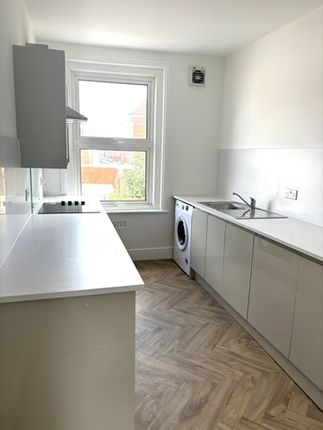Thumbnail Flat to rent in New North Road, Exmouth