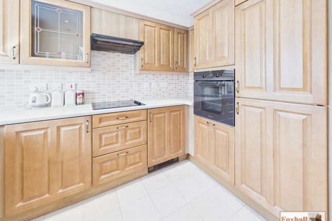25 Gressland Court, Mead Drive, Ipswich photo 5
