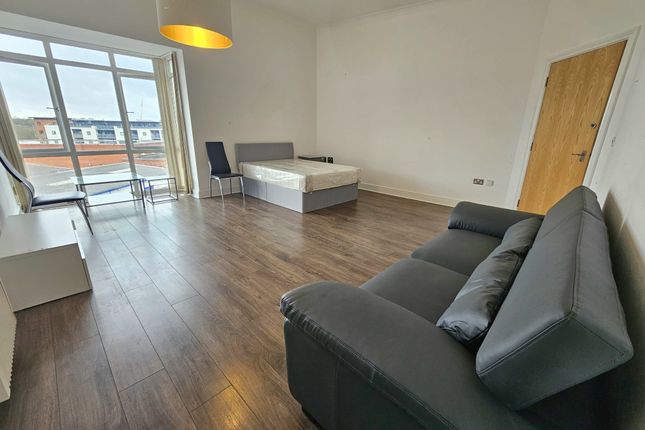 Room to rent in Townsend Way, Birmingham