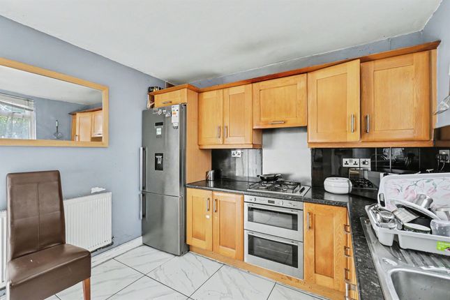 58, Kingsland Avenue, Northampton photo 4