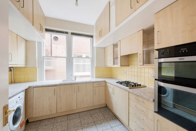 Flat Flat 208, Lauderdale Mansions, Lauderdale Road, London photo 4