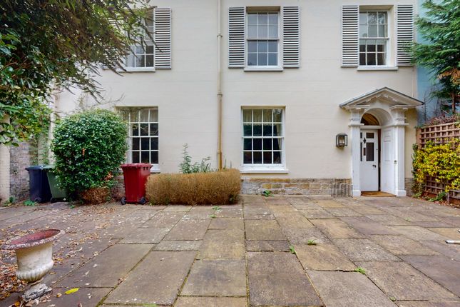Ryde House, Petworth photo 4