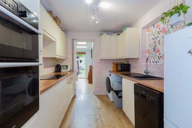 11, JACOB CLOSE, WINDSOR photo 4