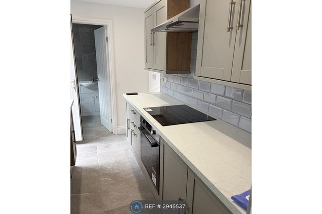 3-bed house on Gertrude St, Houghton Le Spring, £825/mo