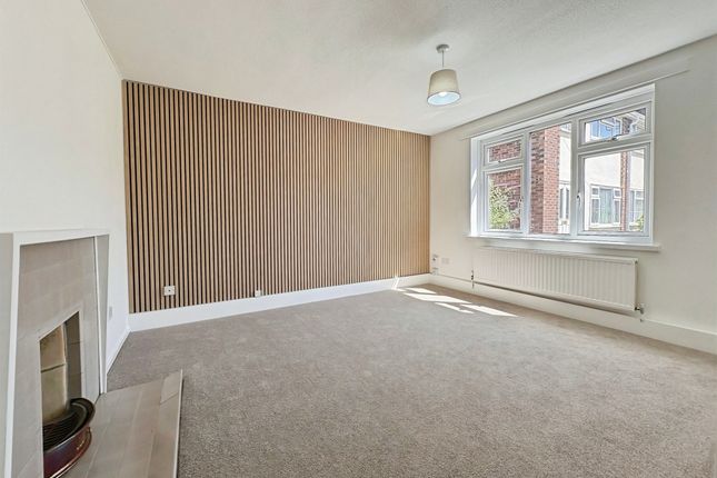 10, Whyte Court, Huntingdon photo 2
