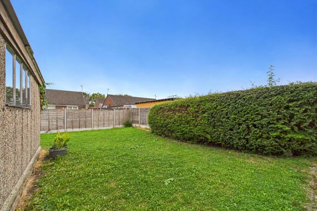 3, Briar Close, Newport photo 4