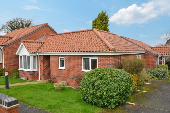 Thumbnail Bungalow for sale in Wolsey Close, Southwell