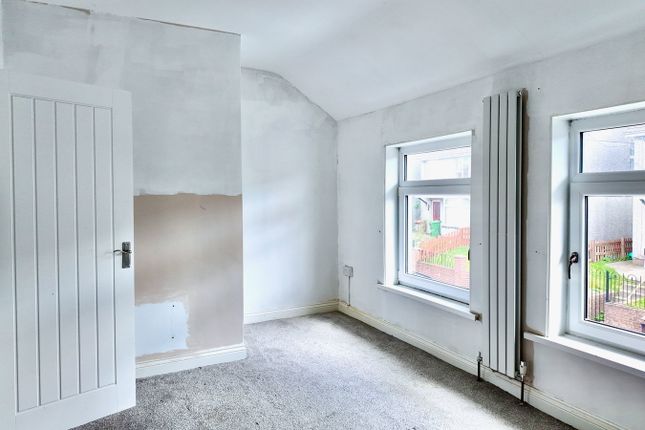 68, Pencoed Avenue, Blackwood photo 5