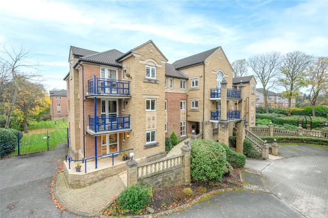2-bed flat on Flat 14,, The Highlands, West Yorkshire, £239,950