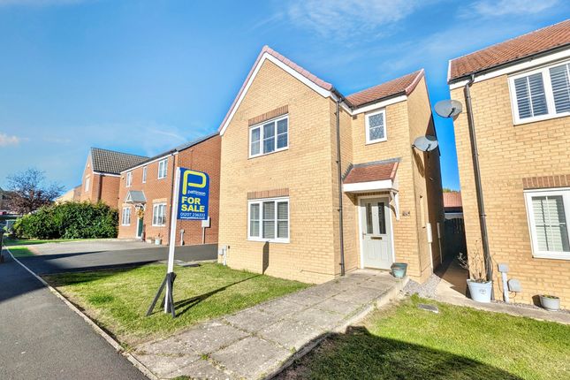 3-bed detached on Kielder Drive, Stanley, £200,000