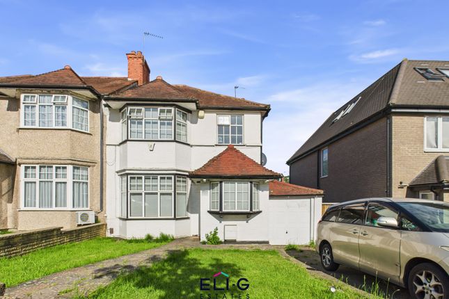 Three Bedroom Semi Detached With A Garage To The Side &amp; A Great Size Garden