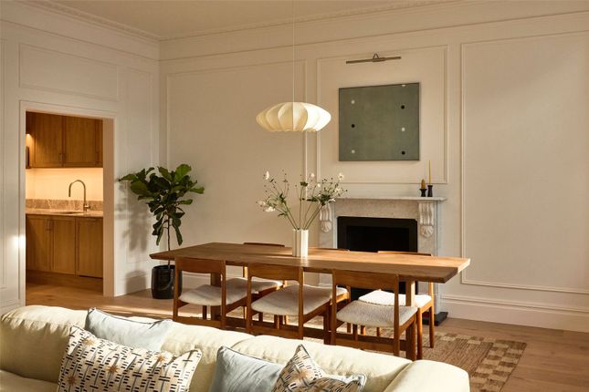 Thumbnail Flat for sale in Redcliffe Square, Chelsea