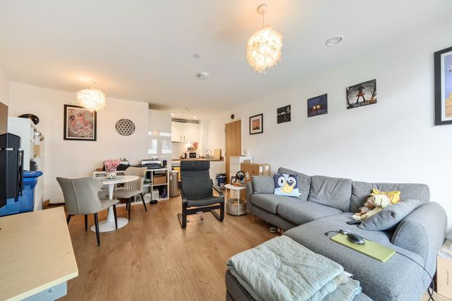 207, Grapnel Apartments, Salford photo 3