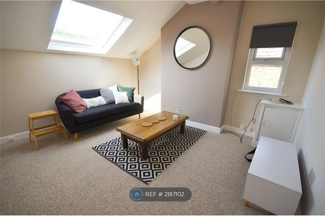 Thumbnail Flat to rent in Central Road, Manchester