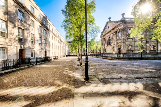 Thumbnail Flat to rent in Saint Andrew's Square, Glasgow