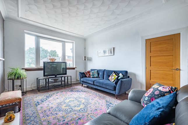 16 Ettrick Crescent, Rutherglen, Glasgow photo 4