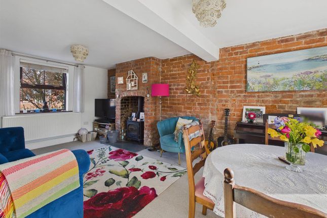 Holly Villa, Welland Road, Hanley Swan photo 4