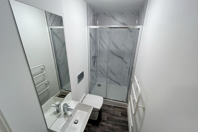 Fargate House, Apartment 314, 1 Church Street, Sheffield photo 5