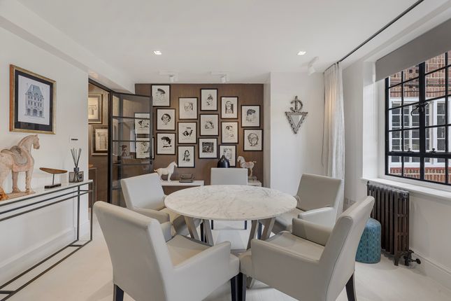 Chelsea, Chelsea Manor Street, London photo 2