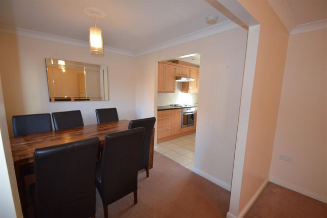 Prentice Way, Ipswich photo 4