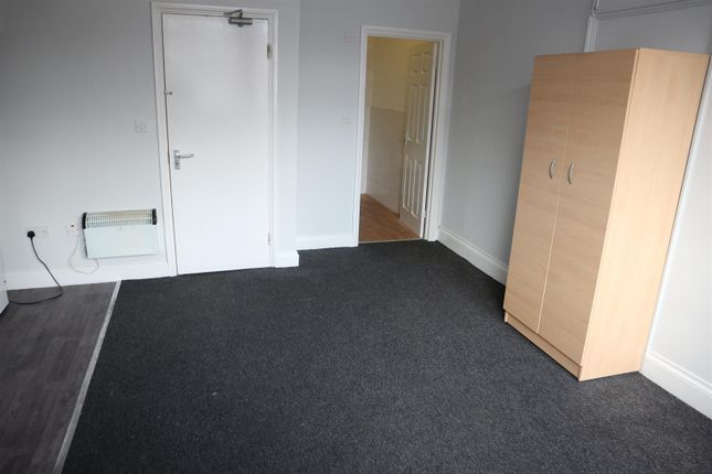 Studio to rent in Woolwich Manor Way, North Woolwich, London