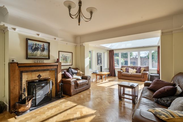 115, Spring Lane, Eastleigh photo 3