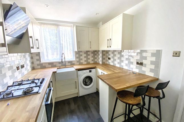 192, Outer Circle, Somerset photo 2