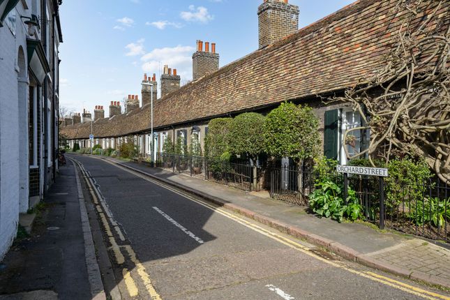 Terraced house for sale in Orchard Street, Cambridge