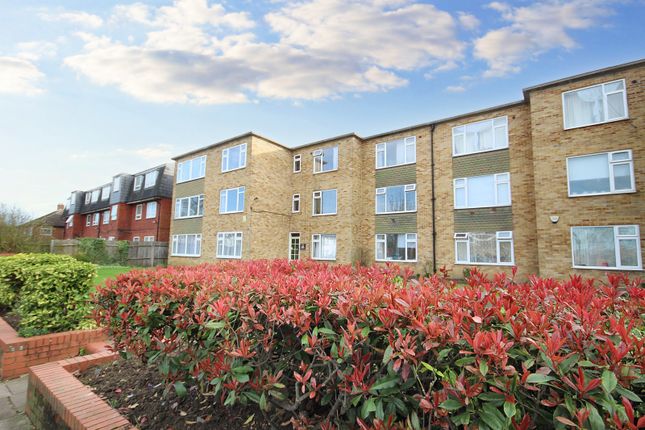 Thumbnail Flat for sale in Vale Court, East Lane, Wembley, Middlesex