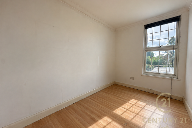 Flat 2,  290, Ewell Road, SURBITON photo 5