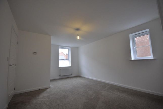 71, Elvaston Drive, Derby photo 4