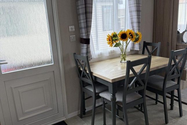 Holiday  Home, Swift Halfryn, Towyn Road, Towyn photo 2