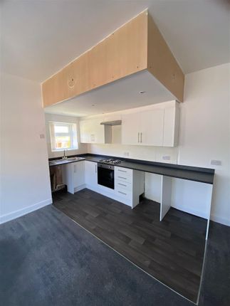 236, Holme Lane, Bradford photo 2