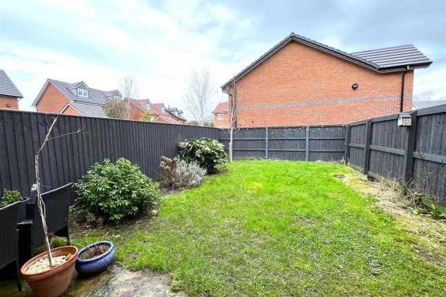 Town house for sale in Stable Croft Road, Eaton, Congleton
