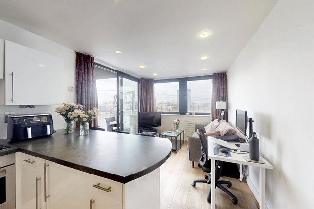 flat 10, 110/114, Grafton Road, London photo 3