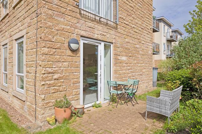 Flat for sale in Emmandjay Court, Valley Drive, Ilkley