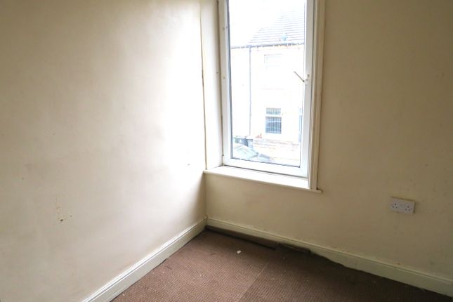 12, Field Street, Dewsbury photo 4