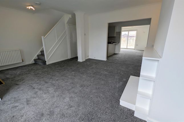 14, Bullwell Crescent, Waltham Cross photo 3