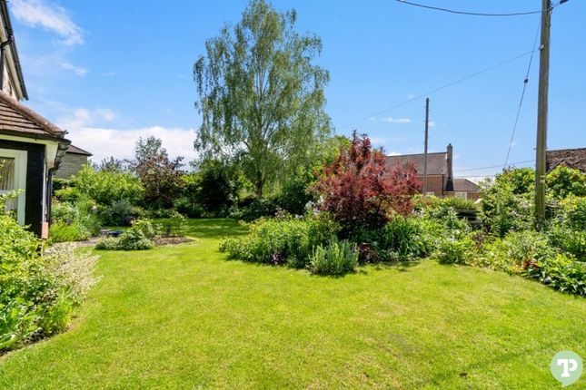 Link-detached house for sale in Waterperry, Oxford