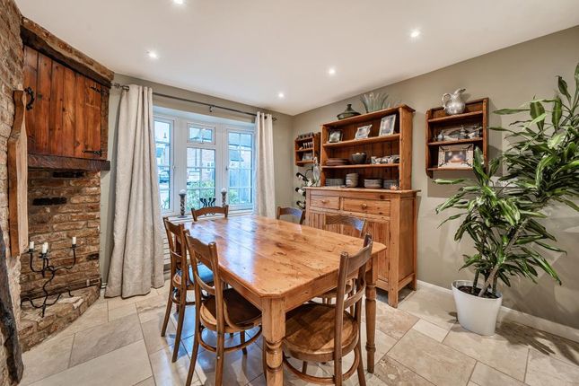 24 SNOWHILL COTTAGES, Ashley Green, Chesham photo 4