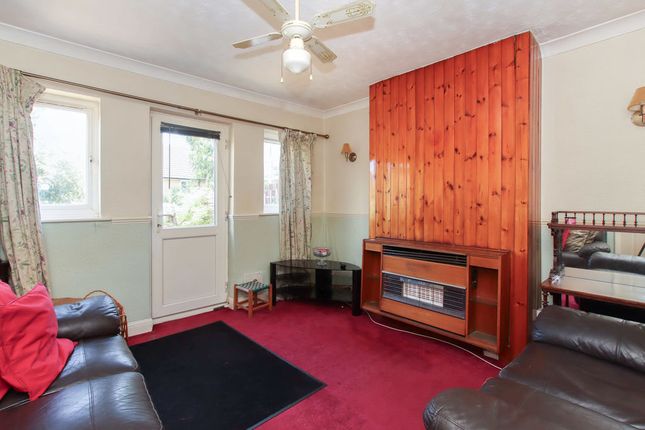 68, Deaconsfield Road, Hemel Hempstead photo 4