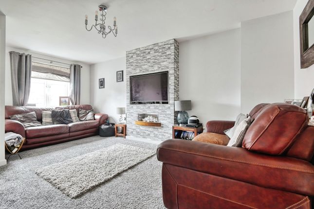 Thumbnail Terraced house for sale in Lychgate Close, Tamworth